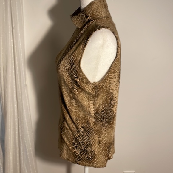 LAUREN Ralph Lauren Sleeveless TANK 
Mock Turtle 
Stretch 
Comfort
Size Large - Picture 5 of 7